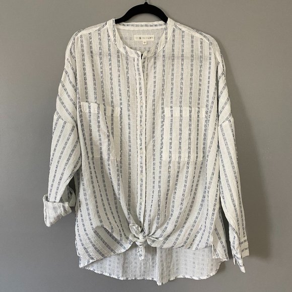 NWT Lou & Grey Button-up Top with Flat Collar - Picture 2 of 8